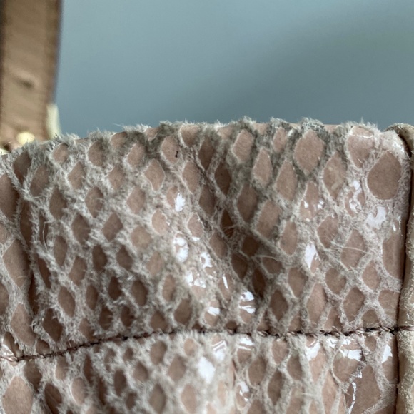 Michael Kors Beautiful Pink & Gold Python Tote - Picture 13 of 14